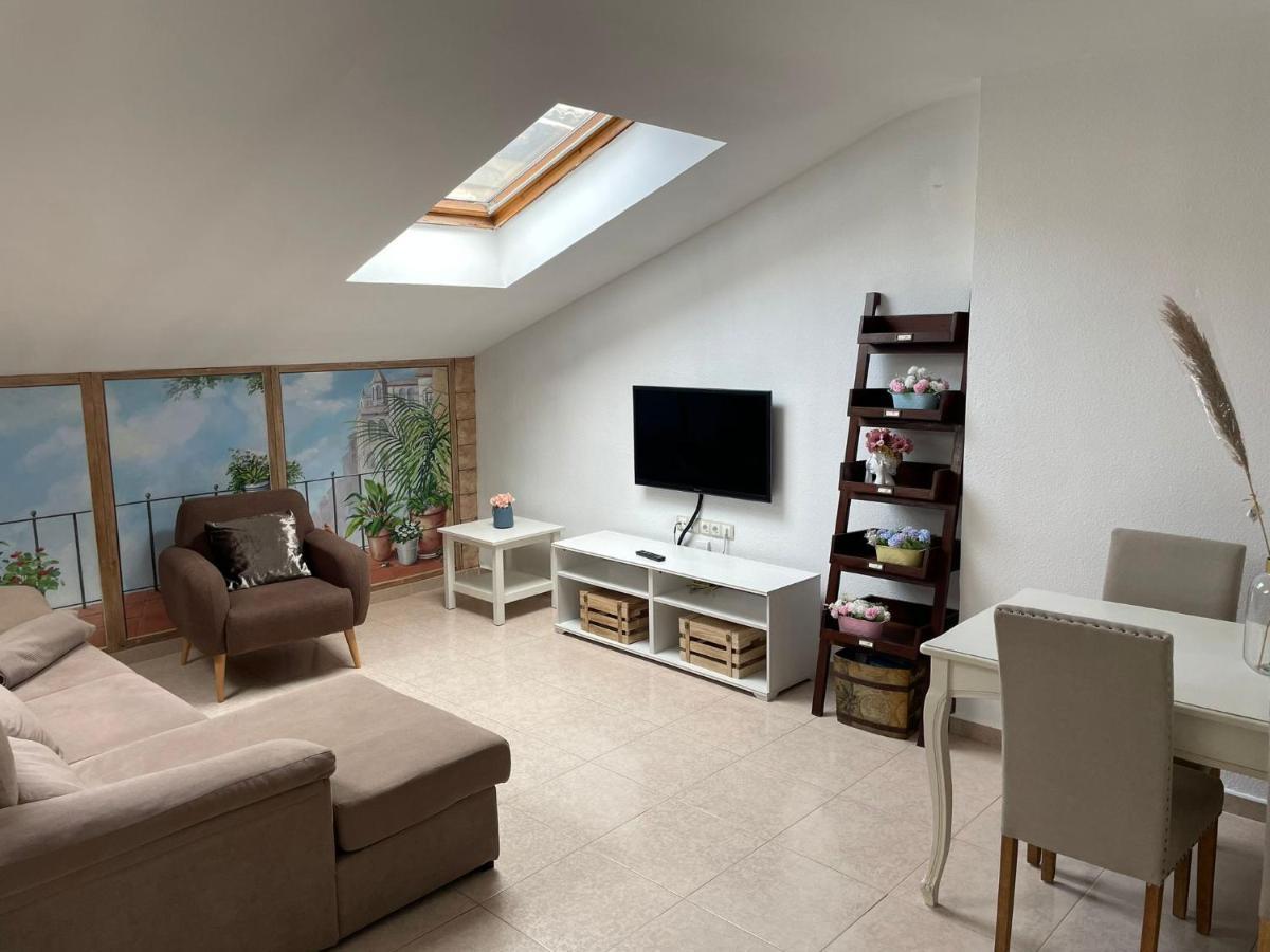 Apartament Vtz El Balcon De Rey Alfonso V Saragossa Zewnętrze zdjęcie
